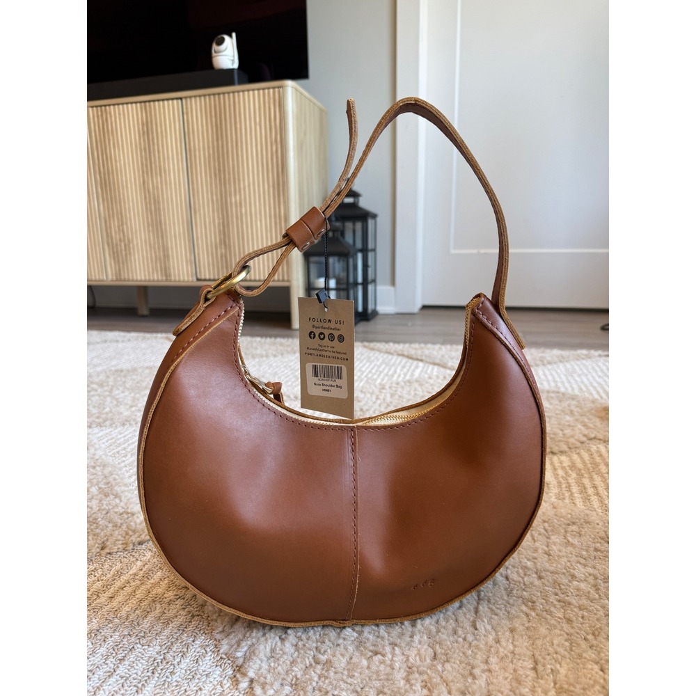 Portland Leather Nora Shoulder Bag Honey Full‎ Grain Leather Crescent Moon NWT